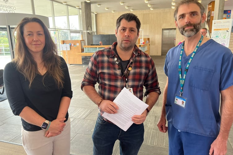 Doctors Paula Bright and Robert Cook with Cllr Leigh Frost (centre)