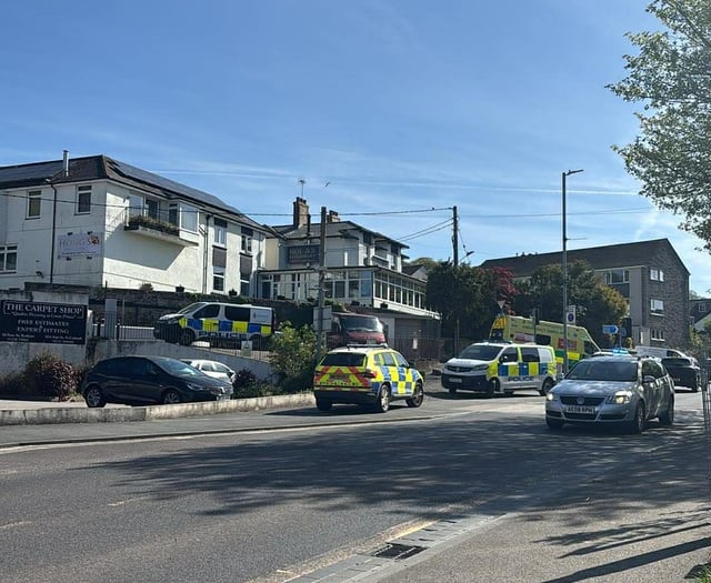 Man arrested and taken to hospital after making threats in Bodmin pub