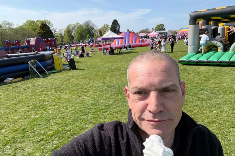 Cllr Jon Hutchings, mayor of Holsworthy enjoying the sunshine and fun in aid of two Holsworthy charities (Picture: Cllr Jon Hutchings)