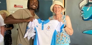 Goldthorp donates club shirts to Kenyan school