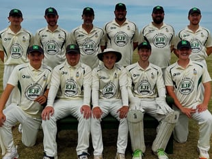 Jolliffe leads from the front as Tintagel pull off huge chase