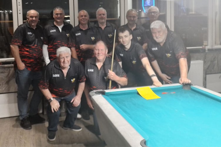 Looe B pool team.