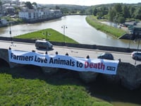 PETA campaigners send anti-meat message to show attendees