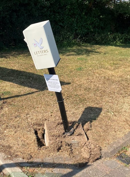 The damaged 'letters to heaven' postbox at Egloshayle Cemetery (Picture: Wadebridge Town Council)