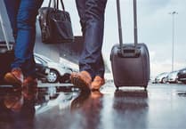 Pre-book and save up to 25% off airport parking with Holiday Extras
