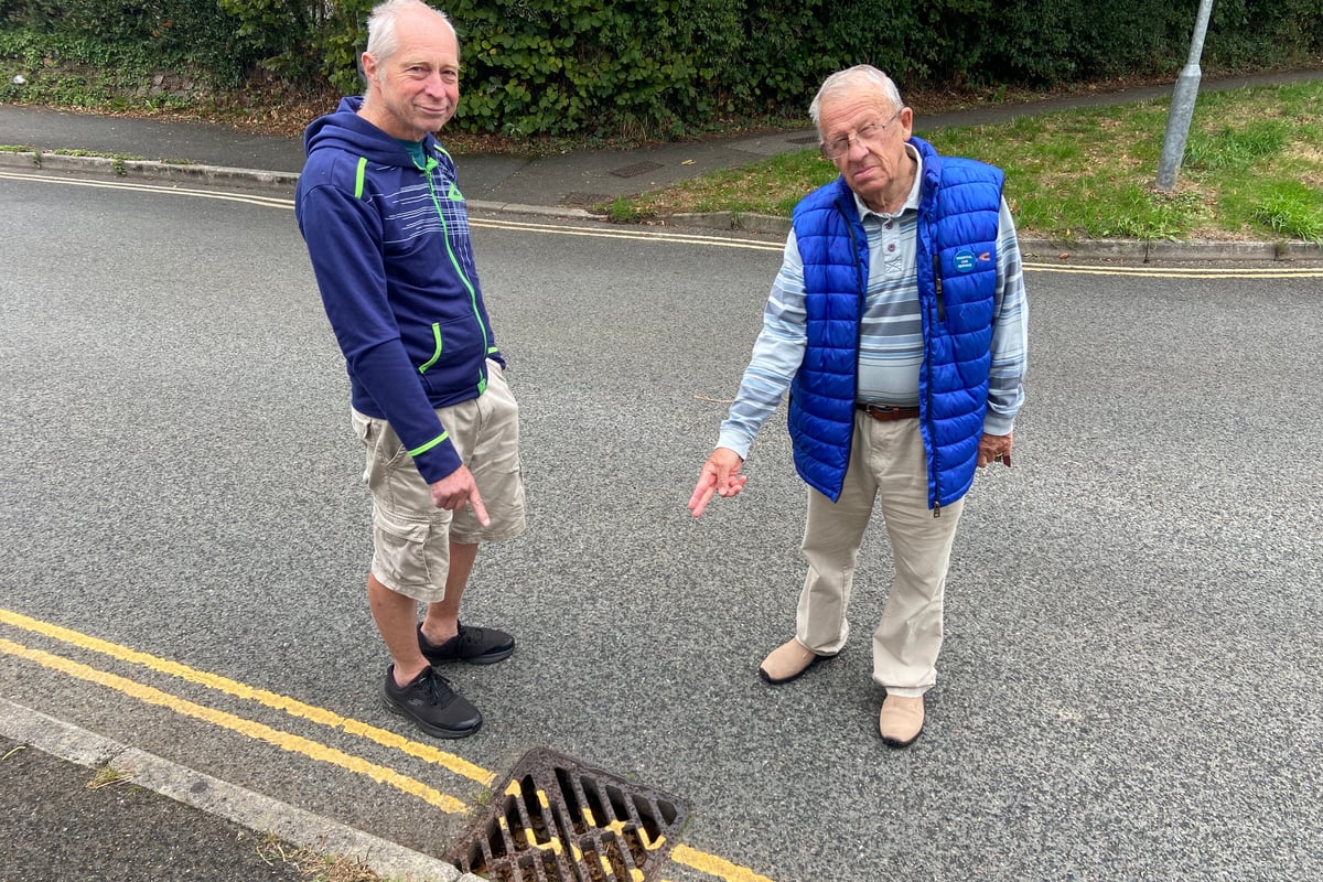 Fight over sewage smell engulfing estate taken directly to South West Water