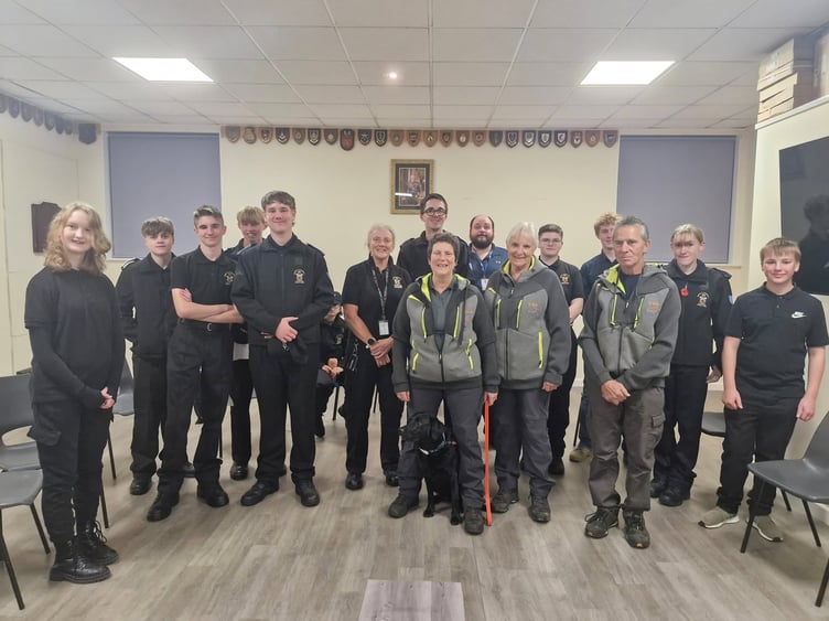 Launceston Police Cadets with Cornwall Search Dogs